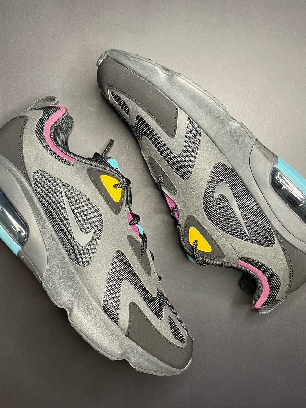 Nike Air Max 200